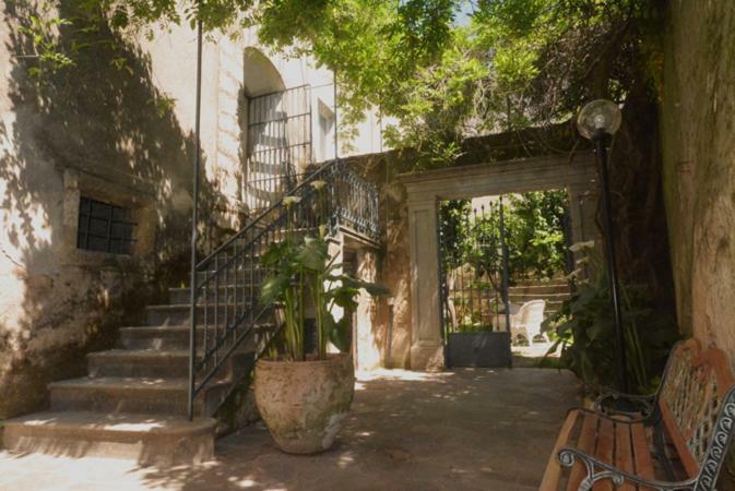 Palazzo Jannoni Holiday Sant'Andrea Apostolo dello Ionio Exterior photo